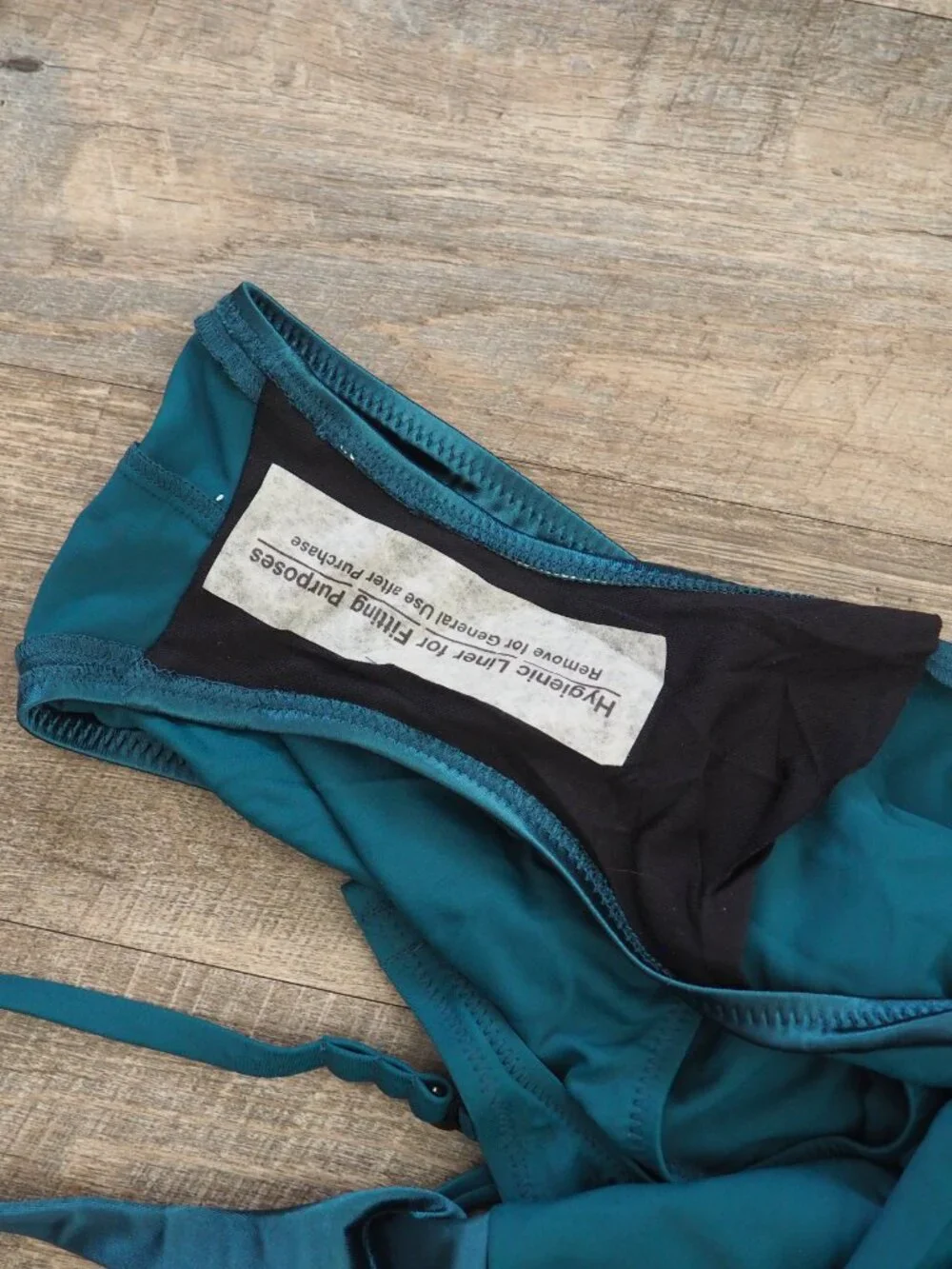 NEW Vintage Victoria’s Secret Teal Underwire One Piece Swimsuit sz 12 B - Picture 9 of 9